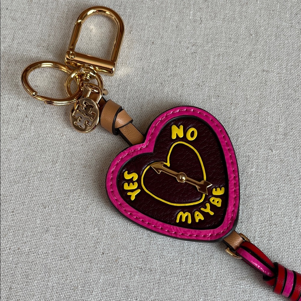 Tory Burch YES NO MAYBE key fob. 🩷🩷🩷